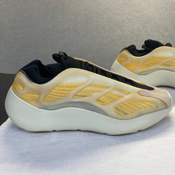 adidas Yeezy 700 V3 \'Mono Safflower\' HP5425,Size 10,Mens Athletic Shoes main image 5